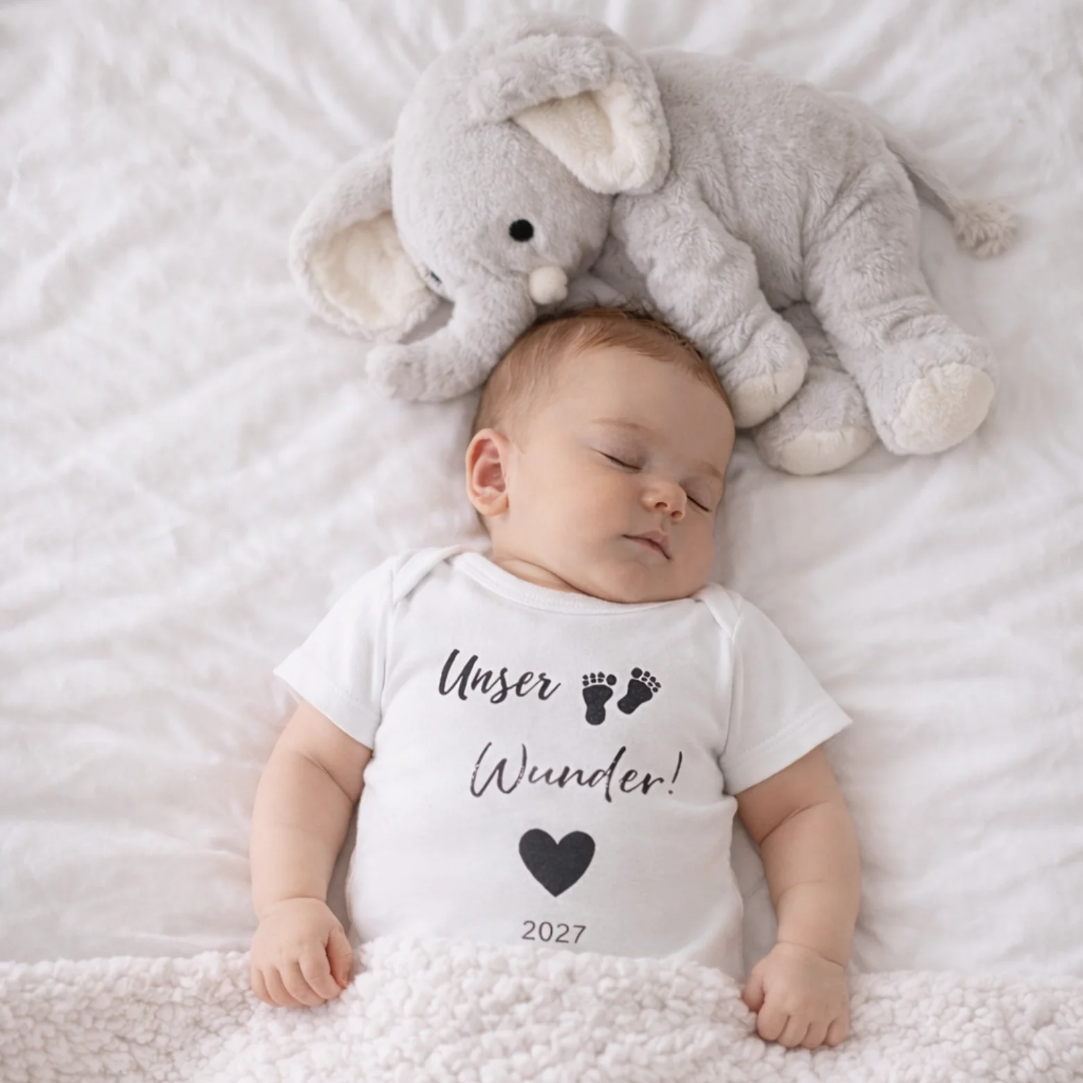 Baby-Body Unser Wunder - Geschenk zur Geburt von AK-MADEWITHLOVE