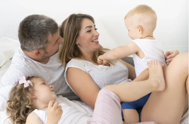 Zweisamkeit als Eltern - Paar bleiben trotz Kind